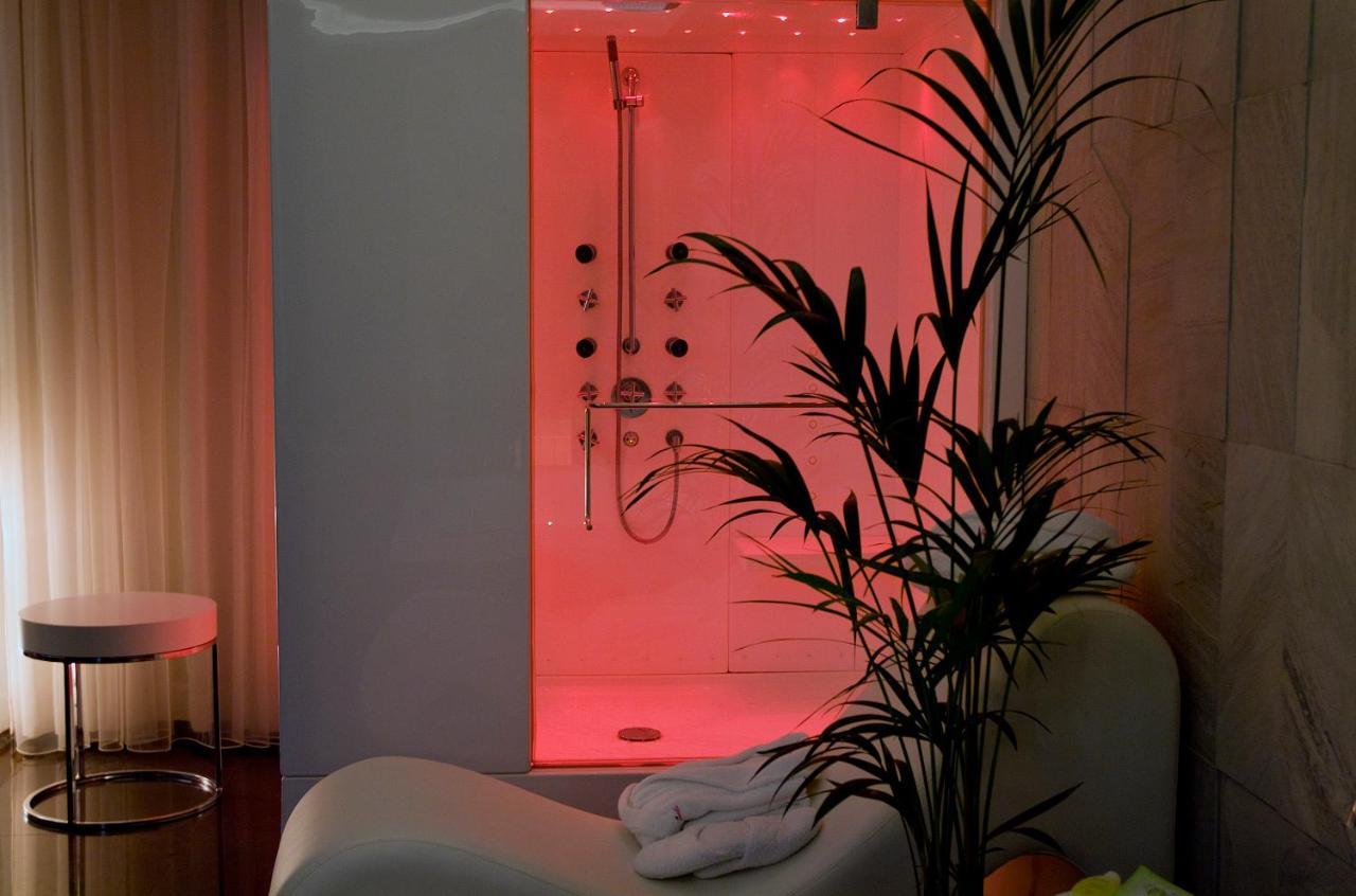 Motel Flamingo Perafita Exteriör bild